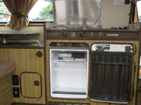 1981VanagonGazelleInt3