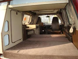 1984ClubJokerLowerBed2
