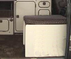 1984ClubJokerSeatbox