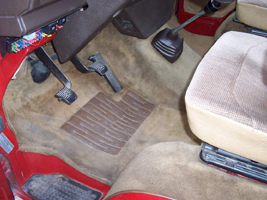 1985ClubJokerFrontCarpet