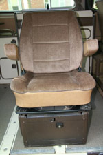 1985VanagonMiddleSeat2