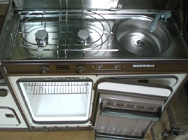 1986ClubJokerKitchen2