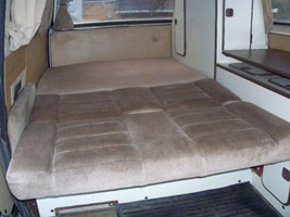 1986ClubJokerLowerBed