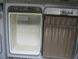 1987VanagonFridge