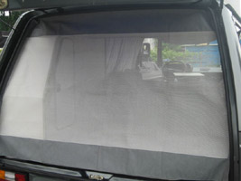 1987VanagonInsectNet